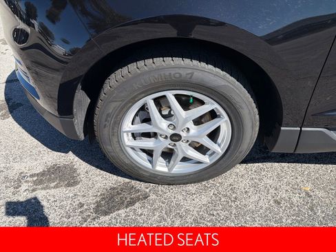 Used 2024 Ford Edge SEL image 11