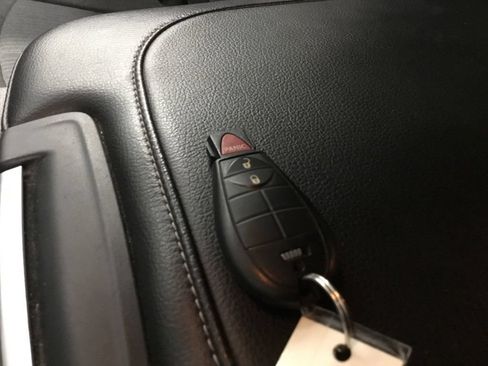 Used 2022 RAM 1500 Warlock AWD/4WD image 9