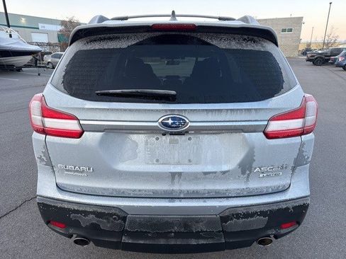 Used 2022 Subaru Ascent Limited w/ Technology Package image 4