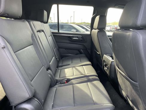 Used 2025 Chevrolet Tahoe LT w/ Comfort Package image 13