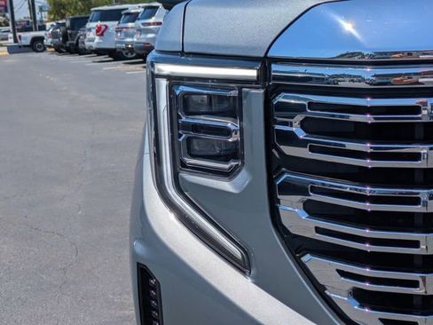 Used 2026 GMC Sierra 1500 Denali AWD/4WD image 10