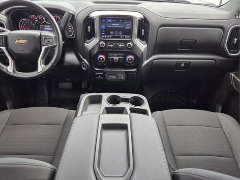 Used 2022 Chevrolet Silverado 2500 LT w/ Convenience Package AWD/4WD image 16