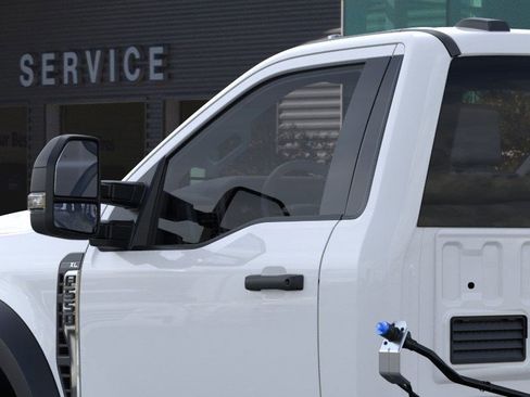 New 2025 Ford F550 2WD Regular Cab Super Duty image 20
