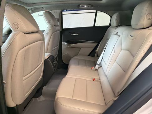 Used 2021 Cadillac XT4 Premium Luxury image 22