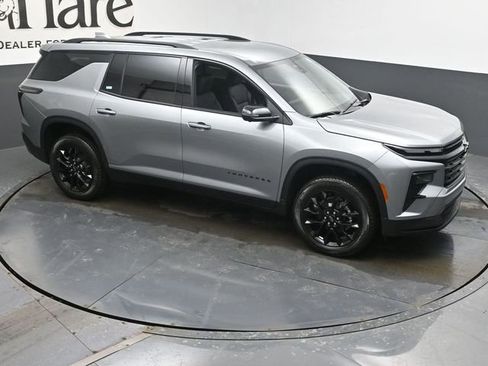 New 2026 Chevrolet Traverse LT w/ Midnight/Sport Edition image 17