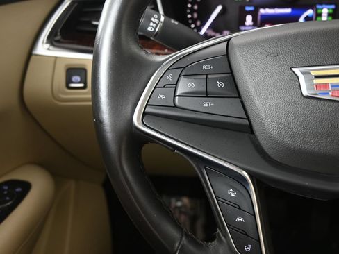 Used 2017 Cadillac XT5 Luxury w/ Driver Awareness Package AWD/4WD image 36