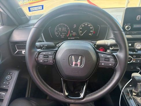 Used 2025 Honda Civic Sport image 16