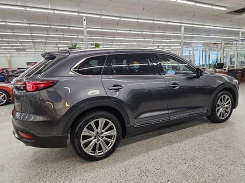 Used 2023 MAZDA CX-9 Signature image 4