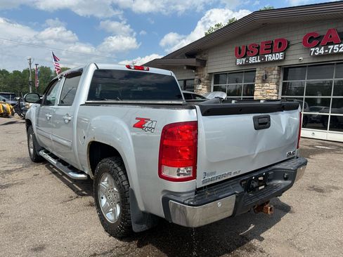 Used 2012 GMC Sierra 1500 SLT w/ All-Terrain Package AWD/4WD image 11