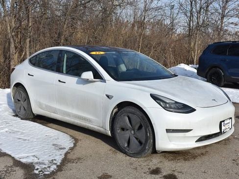 Used 2018 Tesla Model 3 Long Range image 1