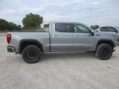 New 2026 GMC Sierra 1500 SLT w/ SLT Convenience Package