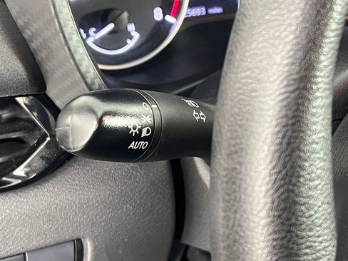 Used 2023 Nissan Sentra SV image 12