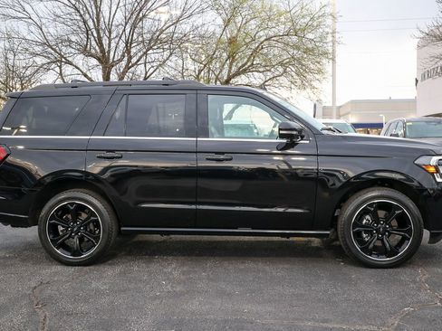 Used 2023 Ford Expedition Limited image 26