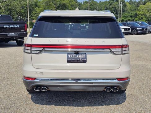 Used 2020 Lincoln Aviator Reserve w/ Equipment Group 202A AWD/4WD image 7
