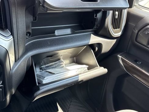 Used 2020 Chevrolet Silverado 1500 LT w/ All-Star Edition AWD/4WD image 19