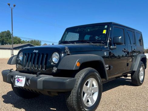 Used 2016 Jeep Wrangler Unlimited Sport w/ Quick Order Package 23S AWD/4WD image 1