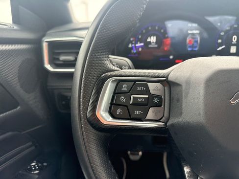 Used 2025 Ford Mustang GT Premium image 33