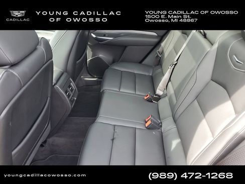 Used 2024 Cadillac XT4 Premium Luxury w/ Cold Weather Package AWD/4WD image 27