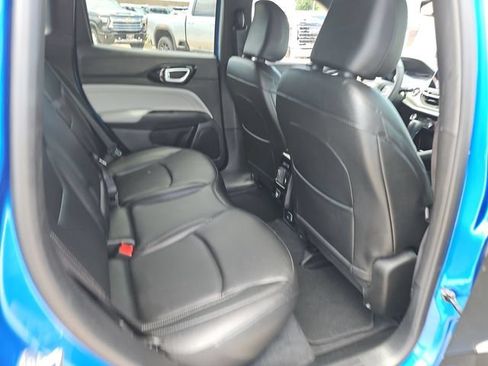 Used 2025 Jeep Compass Limited AWD/4WD image 25