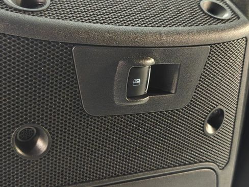 Used 2016 Ford F150 Platinum w/ Equipment Group 701A Luxury image 13