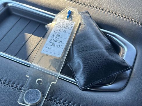 Used 2022 GMC Yukon Denali w/ Max Trailering Package image 41