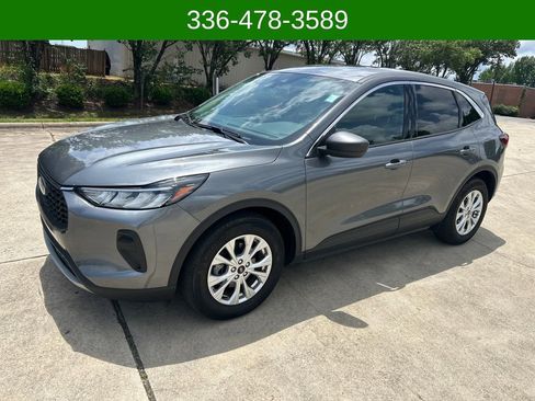 Used 2024 Ford Escape Active FWD image 1