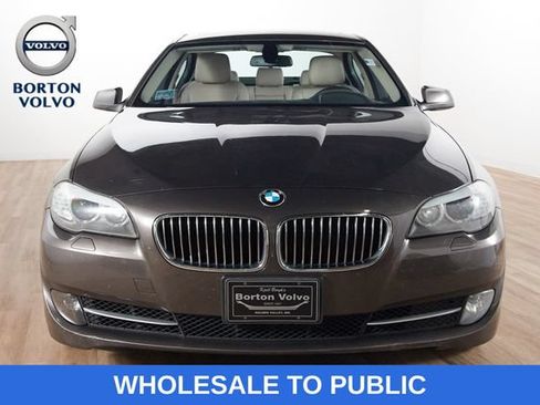 Used 2012 BMW 528i xDrive Sedan AWD/4WD image 2