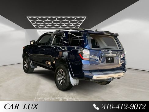 Used 2019 Toyota 4Runner TRD Off-Road AWD/4WD image 3