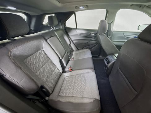 Used 2022 Chevrolet Equinox LT image 27