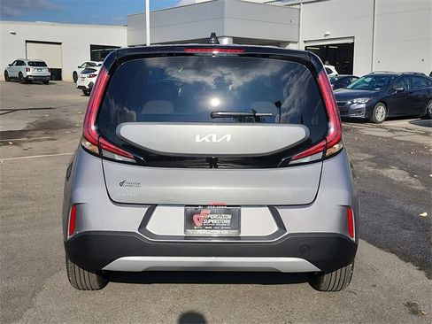 New 2025 Kia Soul LX w/ LX Technology Package image 4