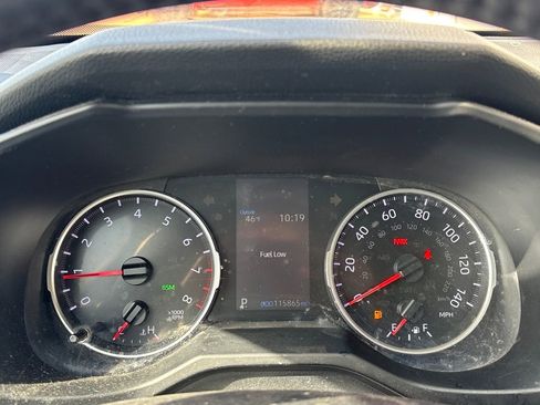 Used 2020 Toyota RAV4 XLE Premium image 18