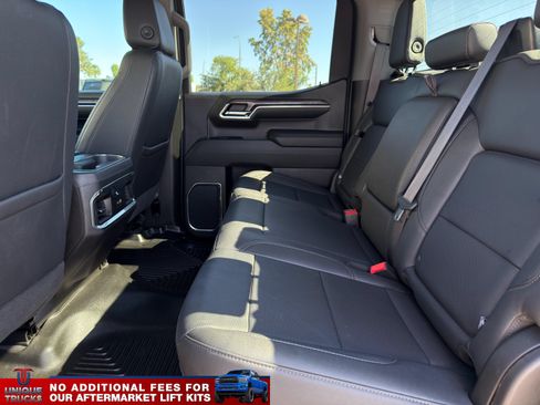 Used 2024 Chevrolet Silverado 1500 LTZ AWD/4WD image 24