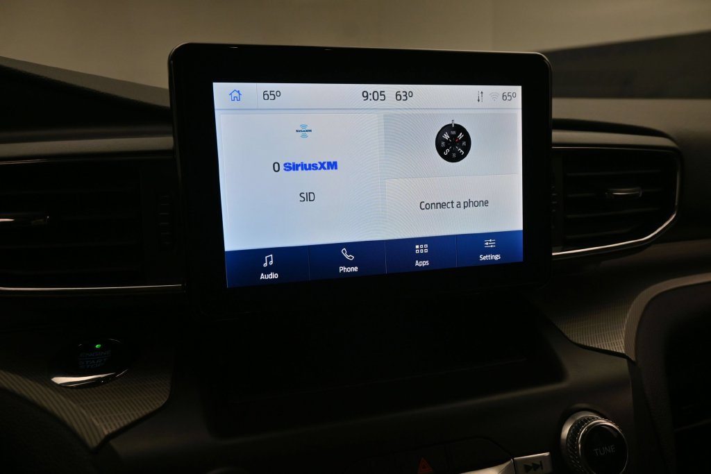 Used 2020 Ford Explorer XLT w/ Equipment Group 202A AWD/4WD image 21