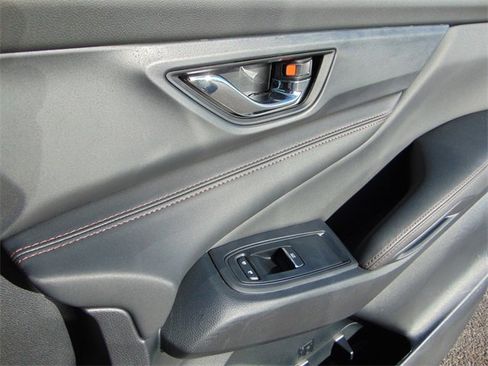 Certified 2025 Subaru Ascent Bronze Edition image 27