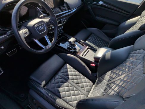 Used 2023 Audi SQ5 Prestige w/ Prestige Package image 26