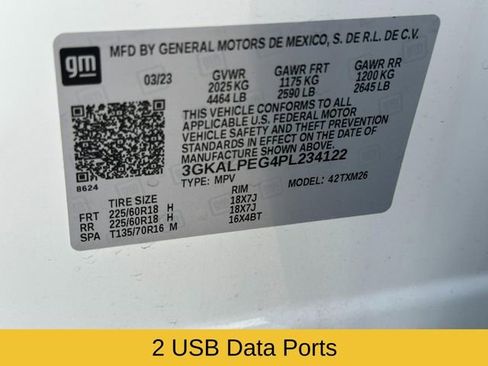 Used 2023 GMC Terrain SLT image 28