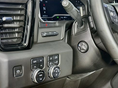 Used 2023 GMC Sierra 1500 AT4 w/ Technology Package AWD/4WD image 12
