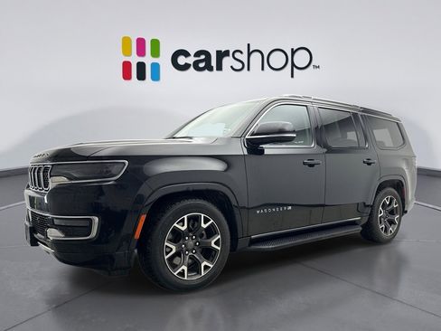 Used 2023 Jeep Wagoneer Series III w/ Preferred Equipment Group image 1