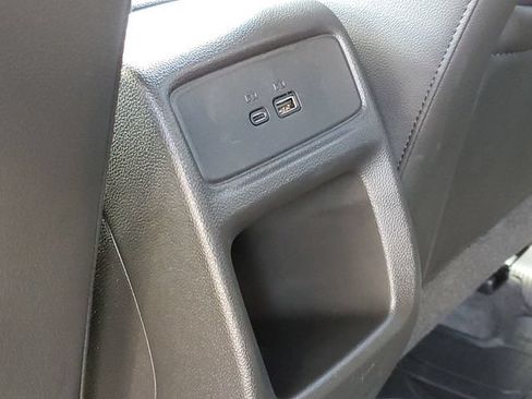 Certified 2025 Chevrolet Trax RS w/ Driver Confidence Package FWD image 11
