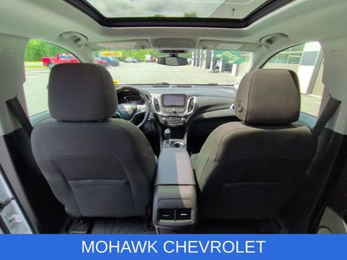 Used 2019 Chevrolet Equinox LT w/ Sun & Navigation Package AWD/4WD image 22