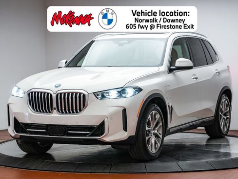 Certified 2025 BMW X5 xDrive50e w/ Executive Package AWD/4WD image 1