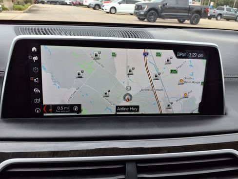 Used 2018 BMW 740i RWD image 27