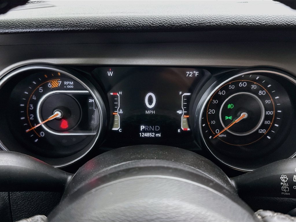 Used 2021 Jeep Wrangler Unlimited Sport AWD/4WD image 32
