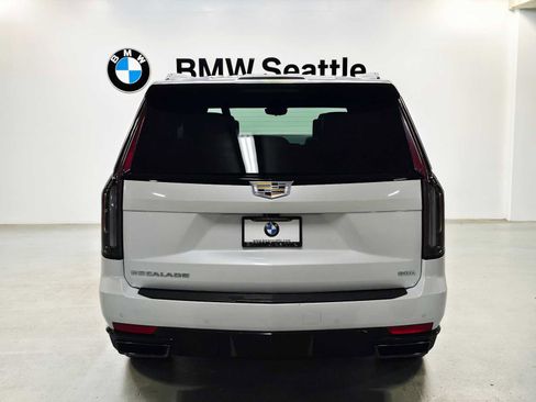 Used 2021 Cadillac Escalade Sport Platinum image 5