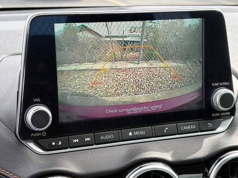 Used 2023 Nissan Sentra SR w/ Trunk Package image 9