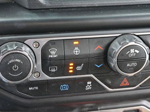 Used 2021 Jeep Wrangler Unlimited Rubicon 4xe w/ Steel Bumper Group image 24