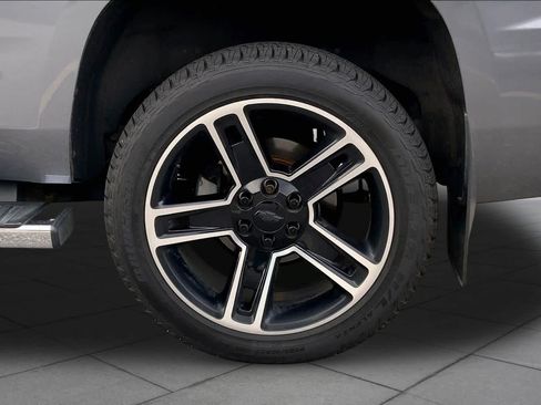 Used 2018 Chevrolet Tahoe Premier w/ Max Trailering Package AWD/4WD image 11
