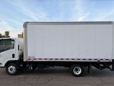 Used 2023 Isuzu NPR RWD image 5