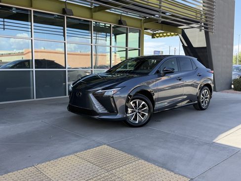 Used 2025 Lexus RZ 300e w/ Accessory Package (P5) FWD image 1