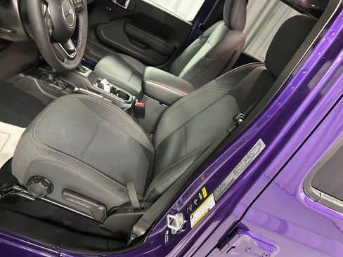 New 2026 Jeep Gladiator Sport image 10